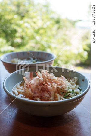 美味しそうなうどん 美味しそうなうどん 135373528