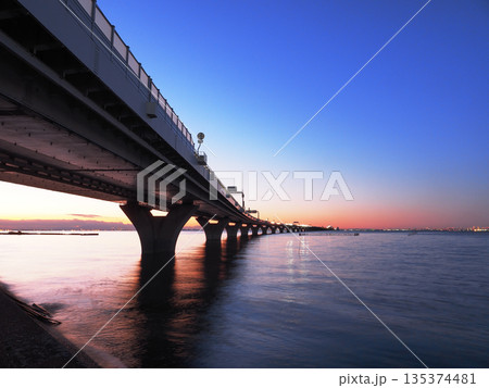 東京湾アクアライン TOKYO WAN AQUA-LINE EXPWY 135374481