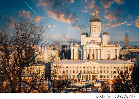 Finland, Helsinki. Top View Of Helsinki Cathedral And City Hall In Sunny Day. Famous Dome Landmark In Neoclassical Style Finland, Helsinki. Top View Of Helsinki Cathedral And City Hall In Sunny Day. Famous Dome Landmark In Neoclassical Style 135376777