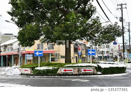 鳥取市街地の環状交差点_13 135377391