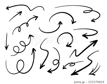 ベクターのペンの手書きの矢印セット 白黒 ベクターのペンの手書きの矢印セット 白黒 135379924