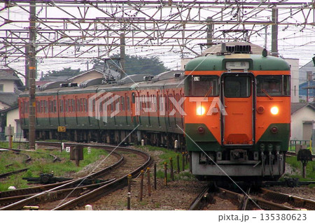 ［CA］東海道本線113系電車（静岡地区：熱海⇔浜松） 135380623