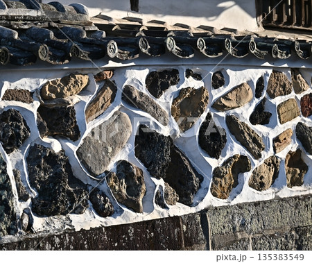 五色塀（草場小路・長崎県大村市） 135383549