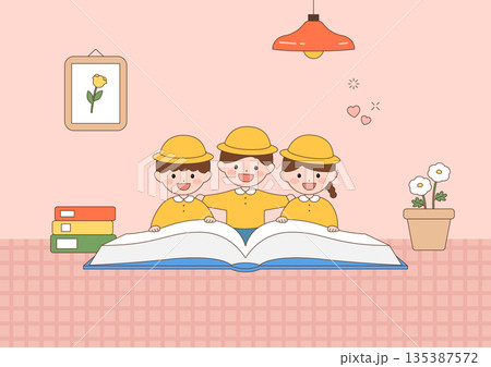 Vector illustrations of cute children. 135387572