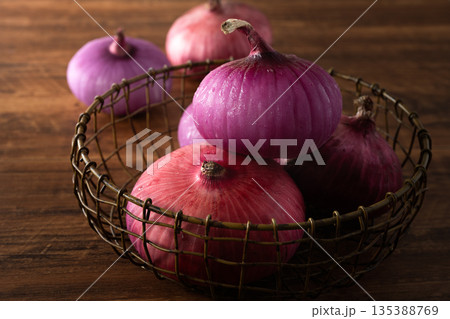 onion 135388769