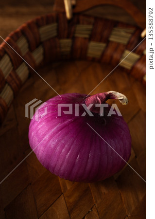onion onion 135388792