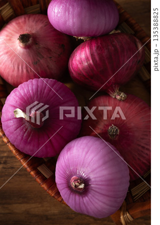 onion 135388825