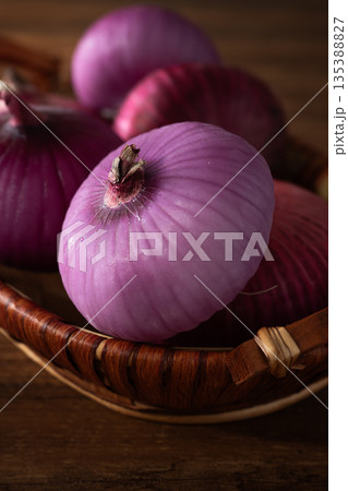 onion 135388827