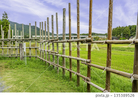 設楽原決戦場　馬防柵　愛知県新城市 135389526