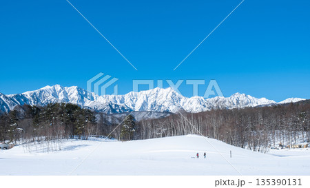 中山高原・スノートレッキング （北アルプスの眺め） 135390131