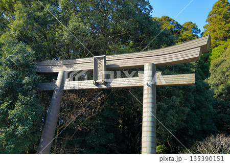 高千神社の鳥居　宮崎県高千穂町 135390151