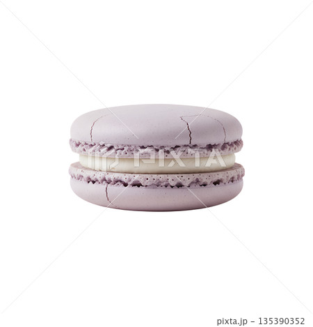 ラベンダーカラーのマカロン（クリームフィリング） 135390352