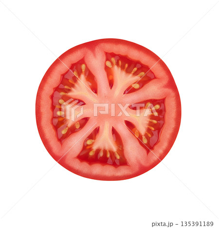 トマトスライスのクローズアップ トマトスライスのクローズアップ 135391189