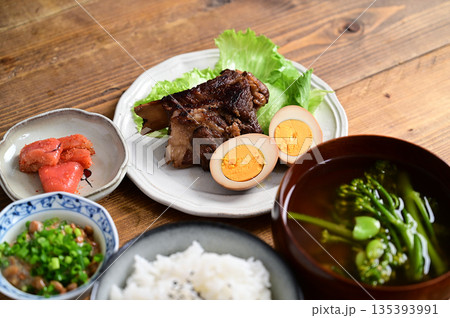 一汁二菜_スペアリブと辛子明太子 135393991