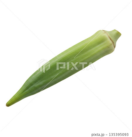 新鮮なオクラ 135395093