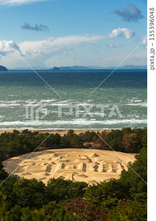 香川の銭形展望台からの眺め 香川の銭形展望台からの眺め 135396048