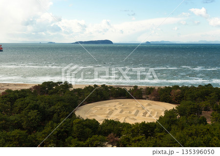 香川の銭形展望台からの眺め 135396050