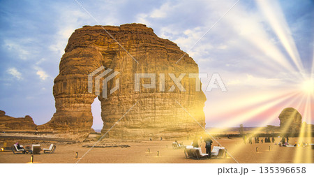 アル・ウラのエレファントロックの絶景 135396658