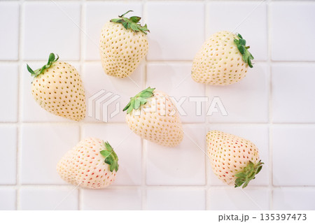 白いちご「ミルキーベリー」 白いちご「ミルキーベリー」 135397473