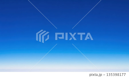 青い空をイメージした背景 135398177
