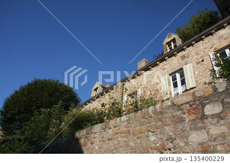 朝のモンサンミッシェル フランス ノルマンディー 朝のモンサンミッシェル フランス ノルマンディー 135400229