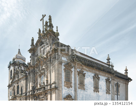 Igreja dos Carmelitas, a historic Baroque church in Porto, Portugal. The facade is decorated with Igreja dos Carmelitas, a historic Baroque church in Porto, Portugal. The facade is decorated with 135412154