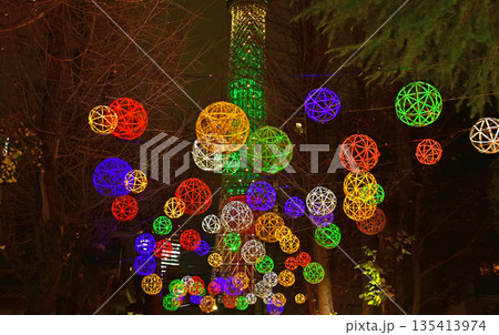 光る竹細工とスカイツリーのコラボ 135413974