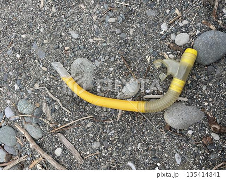 diving tube isolated on the sand 135414841