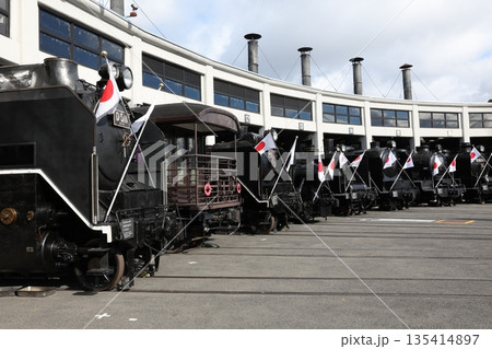 京都梅小路の蒸気機関車 京都梅小路の蒸気機関車 135414897