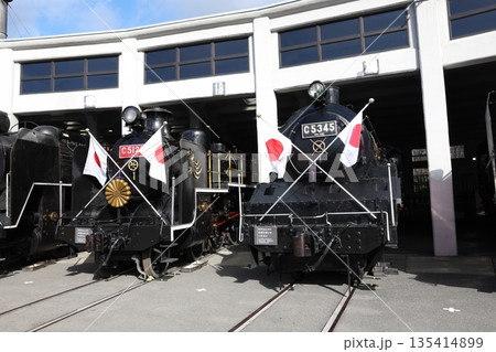 京都梅小路の蒸気機関車 京都梅小路の蒸気機関車 135414899