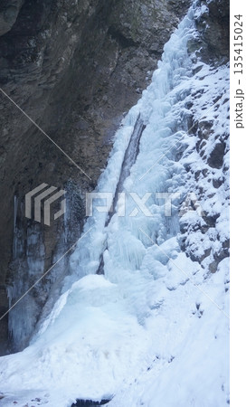 醤油樽の滝氷爆 135415024