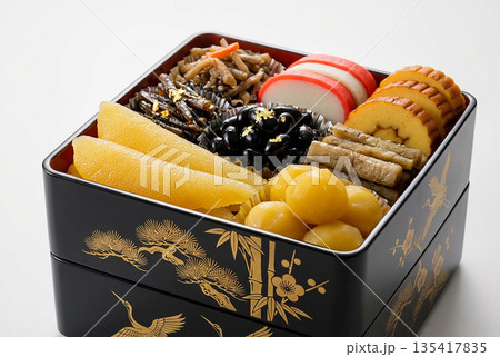 お節料理 135417835