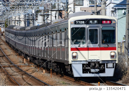 京王7000系　7728F　復刻旧塗装臙脂帯 135420471