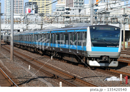 E233系1000番台サイ154編成　京浜東北線 135420540