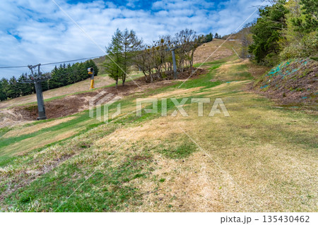 初夏の恐羅漢山　ゲレンデの風景　広島県山県郡安芸太田町 135430462