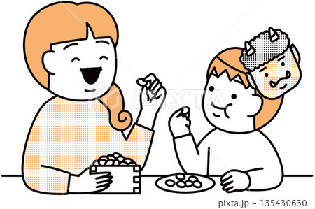 年の数だけ節分の豆を食べる親子 135430630