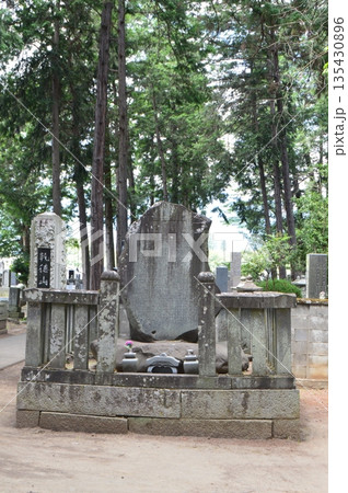 大小切騒動と殉難の碑(恵林寺/山梨県甲州市塩山小屋敷) 大小切騒動と殉難の碑(恵林寺/山梨県甲州市塩山小屋敷) 135430896