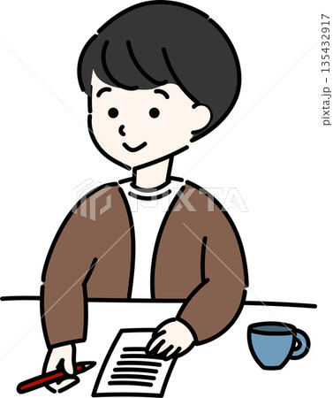 手紙を書く男性 135432917