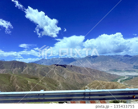 チベット東部の山々 135433755