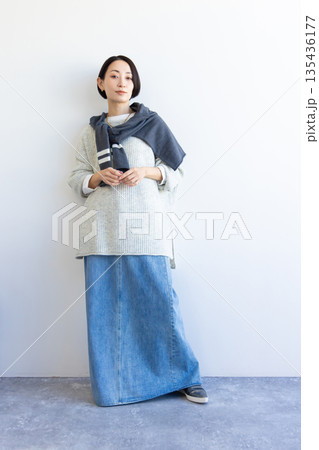 ファッション アパレル 女性 ファッション アパレル 女性 135436177