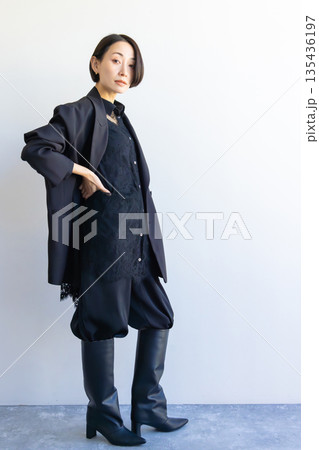 ファッション　アパレル　女性 135436197