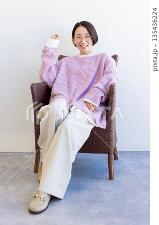ファッション　アパレル　女性 135436224