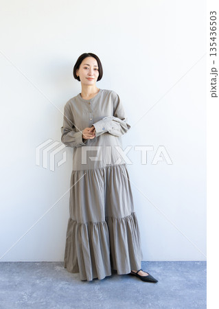 ファッション　女性 135436503