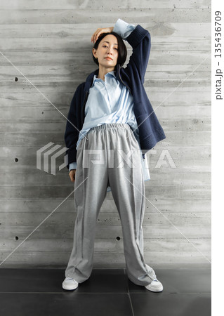 ファッション アパレル 女性 ファッション アパレル 女性 135436709