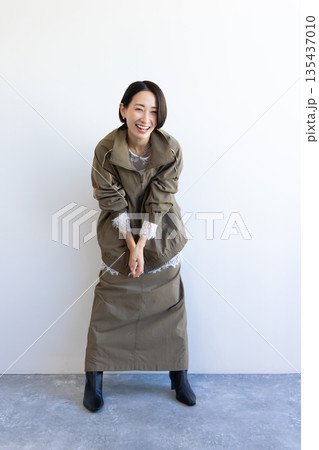 ファッション アパレル 女性 ファッション アパレル 女性 135437010