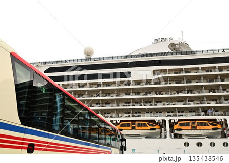クルーズ船セブンシーズ・エクスプローラー クルーズ船セブンシーズ・エクスプローラー 135438546