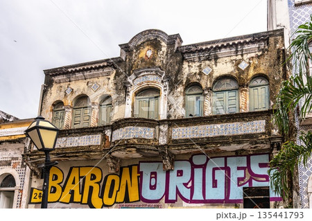 Sao Luis, Brazil - Jan 15, 2026: Traditional Portuguese architecture on Rua do Sol street in Sao Luis, Brazil Sao Luis, Brazil - Jan 15, 2026: Traditional Portuguese architecture on Rua do Sol street in Sao Luis, Brazil 135441793