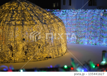 青いイルミネーション 135441827