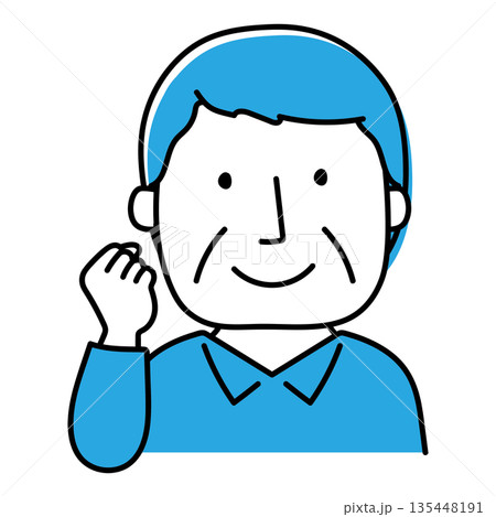 ガッツポーズをす年配の男性 135448191