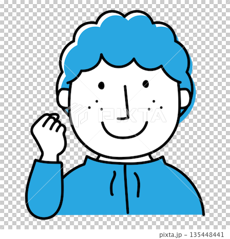 ガッツポーズをする天然パーマの男性 135448441